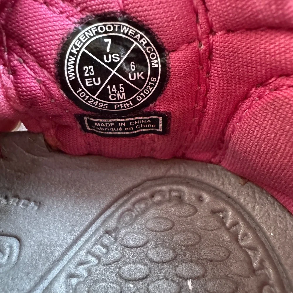 KEEN Seacamp Kids 7 Pink Girl Sandals Hiking Water Shoe Swim River Beach toddler
